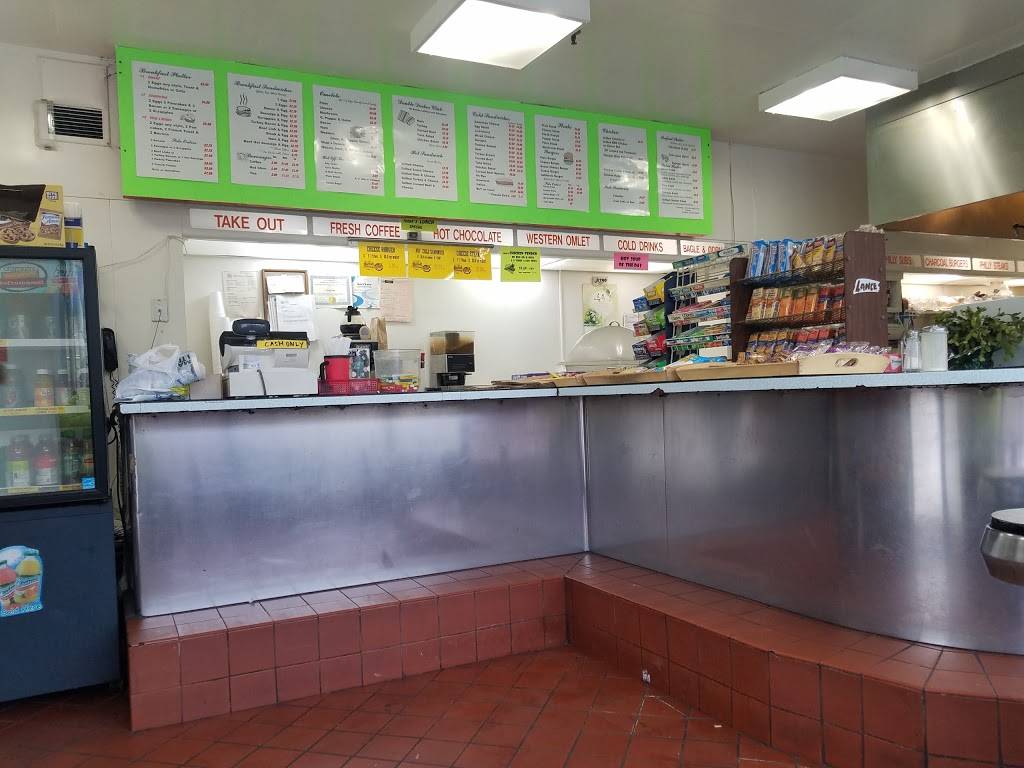 Shaps Corner Luncheonette | restaurant | 511 N Broad St, Philadelphia, PA 19123, USA | 2159257427 OR +1 215-925-7427