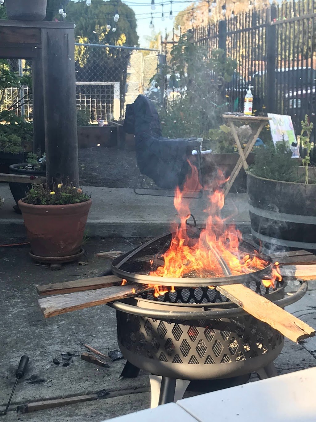 Sweet Home BBQ | meal takeaway | 4711 Fairfax Ave, Oakland, CA 94601, USA | 5105207406 OR +1 510-520-7406