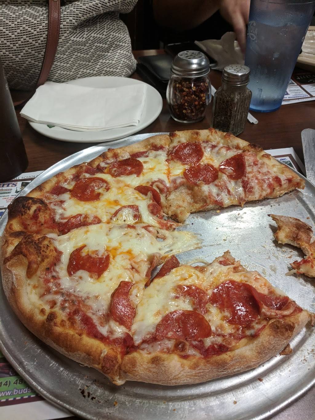 Capri Pizza | restaurant | 214 Town Centre Dr, Johnstown, PA 15904, USA | 8142664808 OR +1 814-266-4808