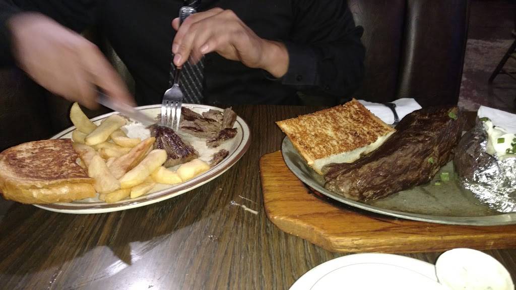 Steer Inn | restaurant | 801 S Tustin St, Orange, CA 92866, USA | 7146392434 OR +1 714-639-2434