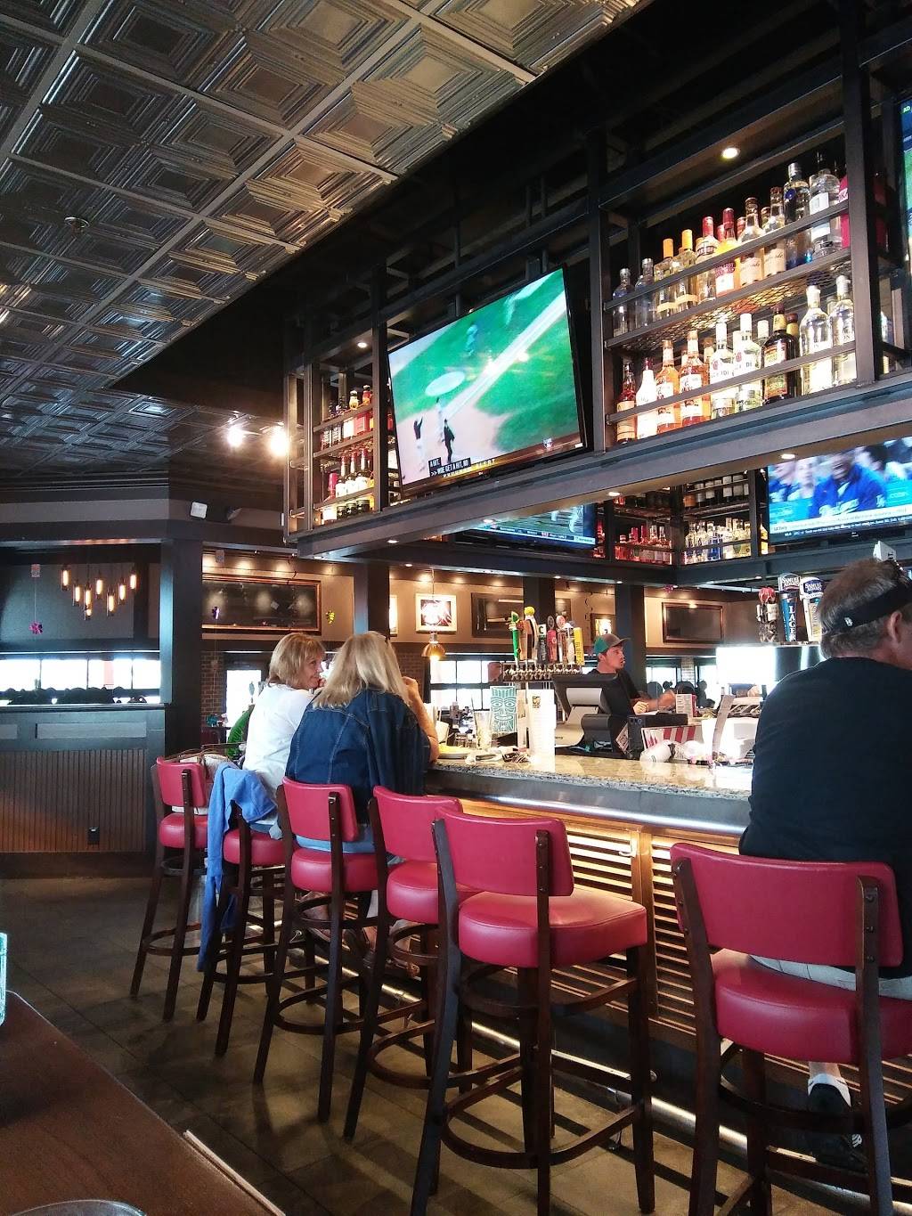 TGI Fridays | restaurant | 900 N Lexington-Springmill Rd, Ontario, OH 44906, USA | 4197476000 OR +1 419-747-6000