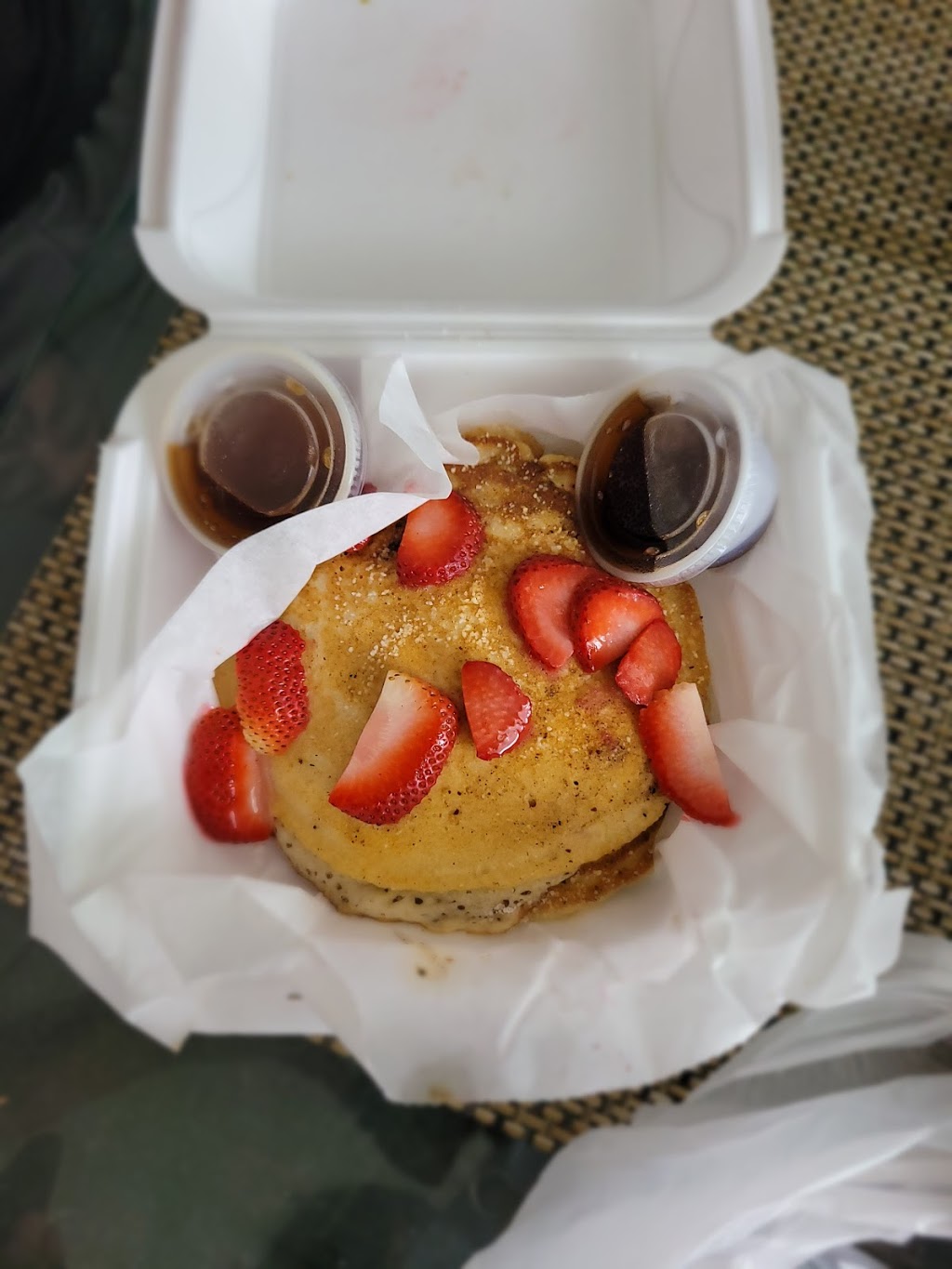 Fat Mamaz Eatz | restaurant | 7307 103rd St, Jacksonville, FL 32210, USA | 9046611997 OR +1 904-661-1997