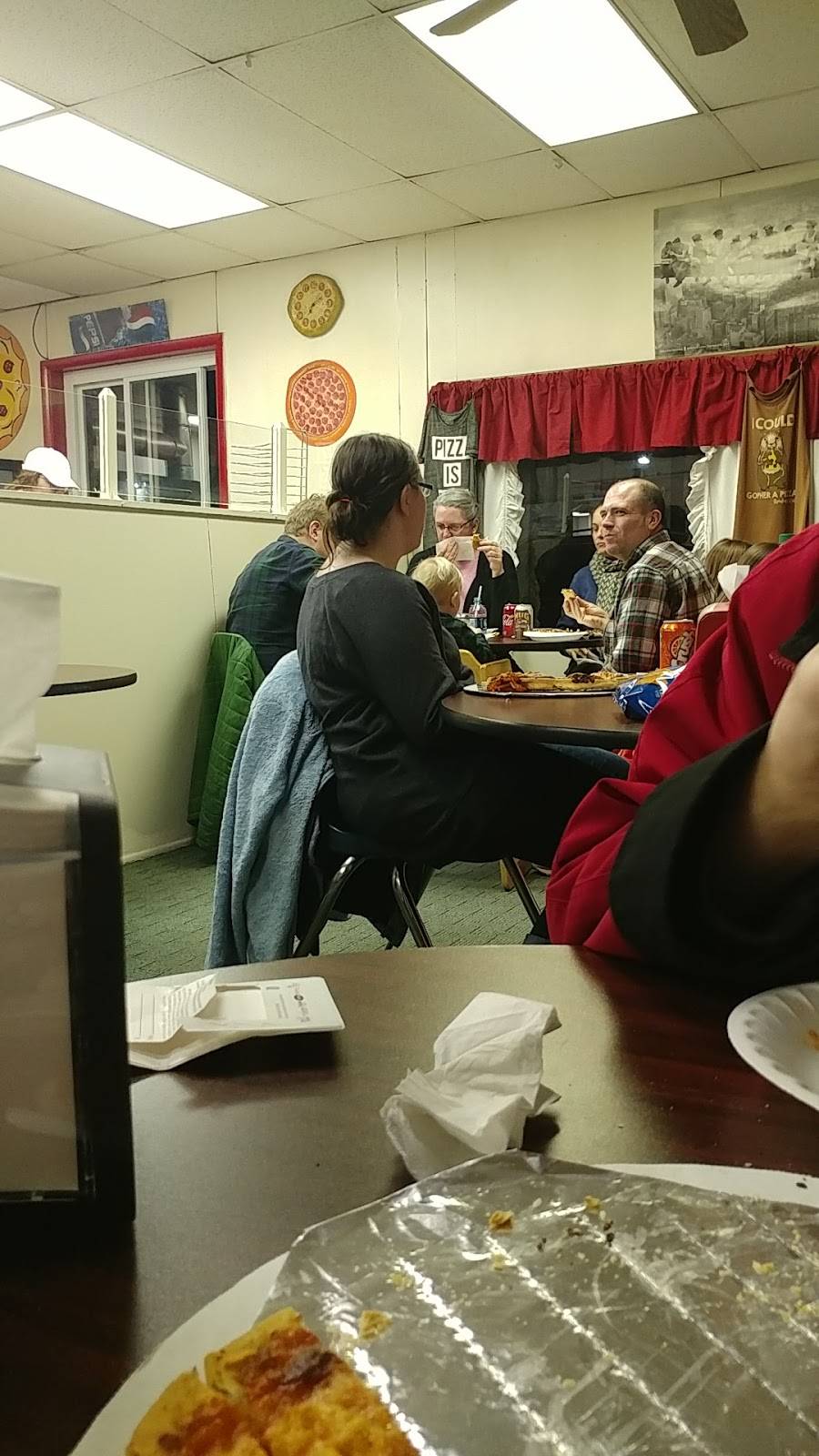 Plaza Pizza | restaurant | 1130 Mt Vernon Rd # 1, Newark, OH 43055, USA | 7403662511 OR +1 740-366-2511