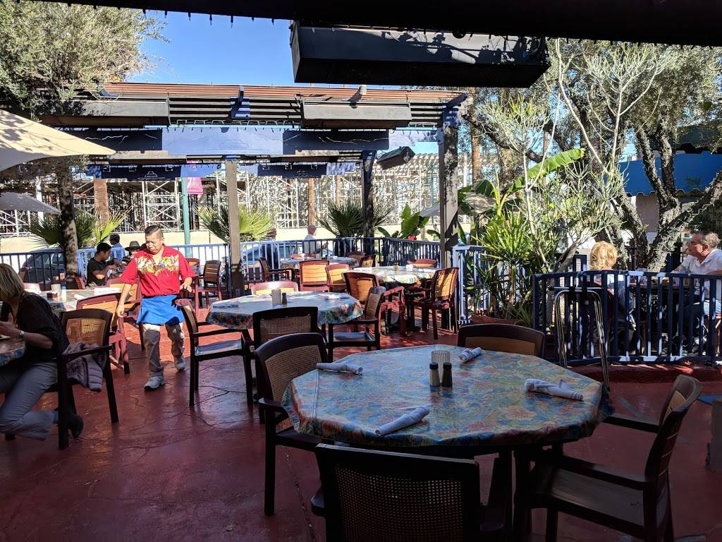 Blue Coyote Grill | restaurant | 445 N Palm Canyon Dr, Palm Springs, CA 92262, USA | 7603271196 OR +1 760-327-1196