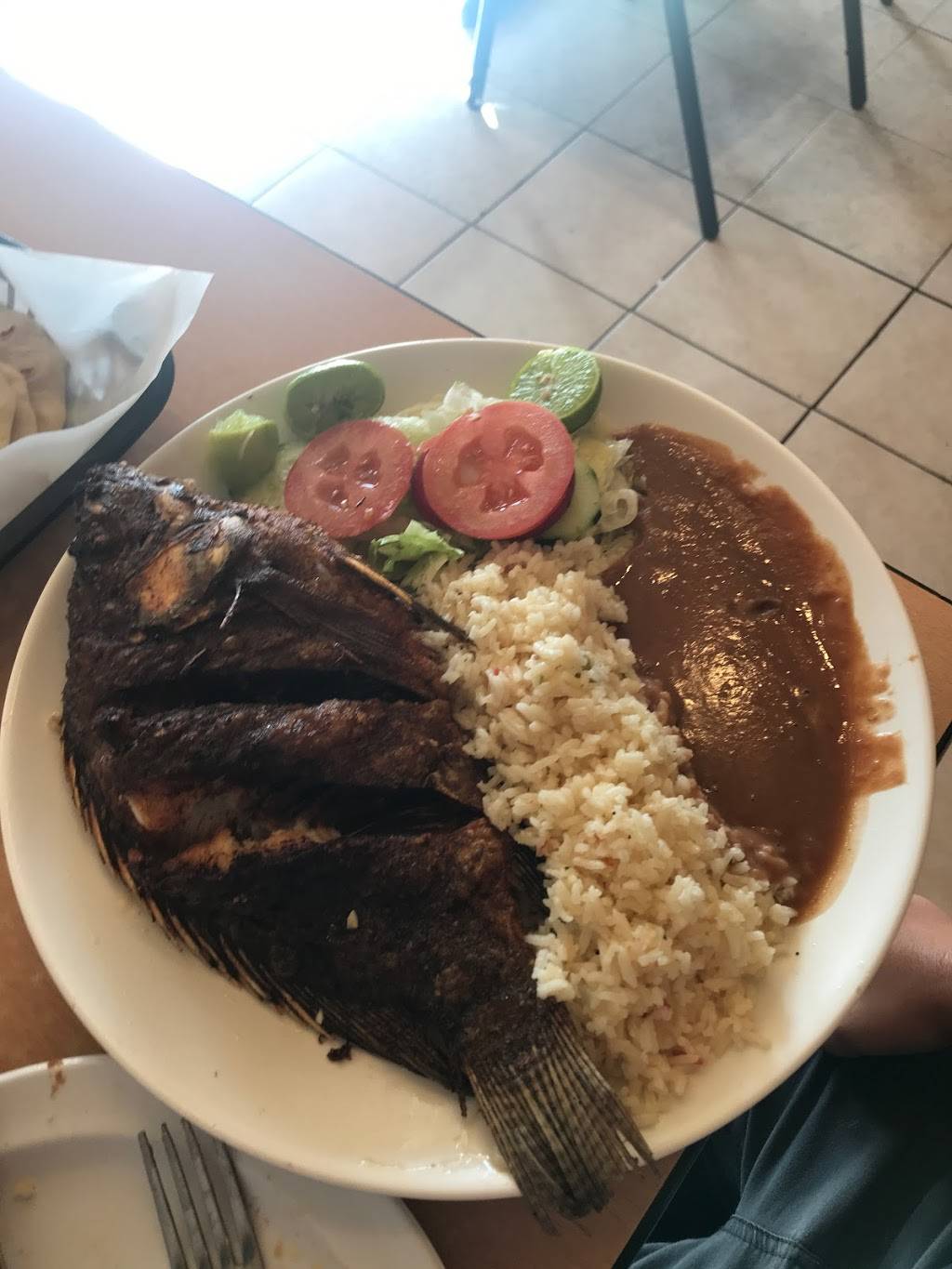 El Buen Sabor Pupusas | restaurant | 3537 Martin Luther King Jr Blvd, Lynwood, CA 90262, USA | 3235691355 OR +1 323-569-1355