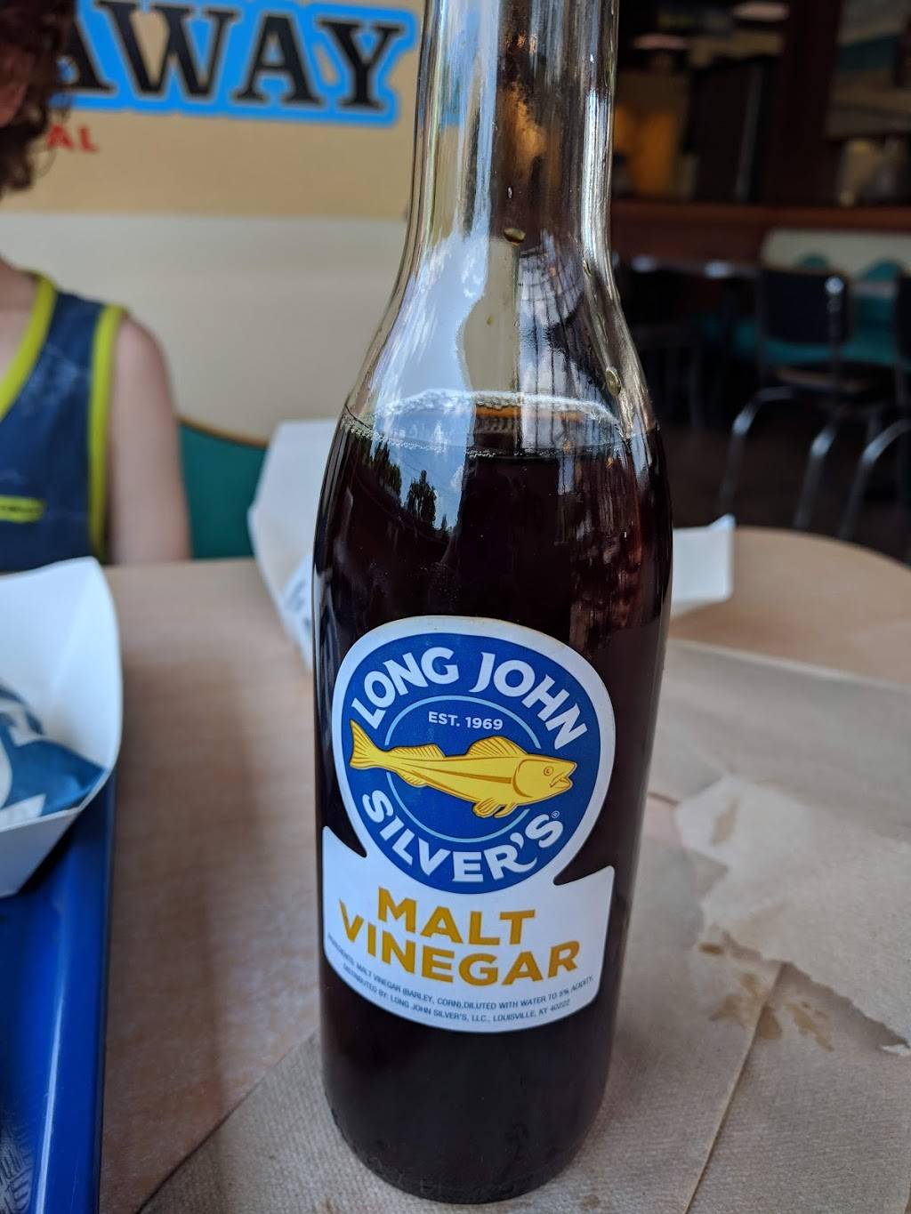 Long John Silvers | restaurant | 300 Rodi Rd, Penn Hills, PA 15235, USA | 4127315557 OR +1 412-731-5557