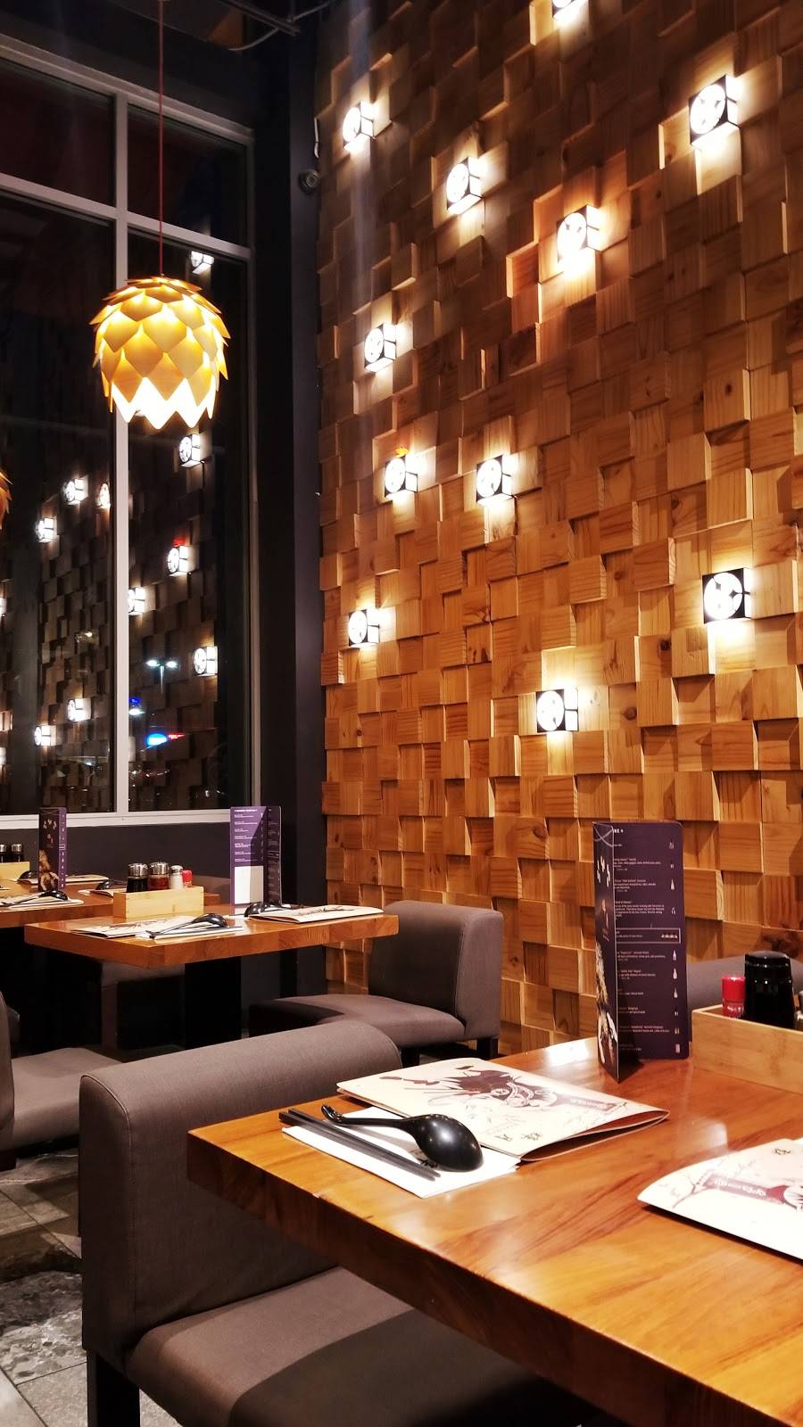 Kizuki Ramen & Izakaya | restaurant | 4203 SW Alaska St, Seattle, WA 98116, USA | 2065842998 OR +1 206-584-2998