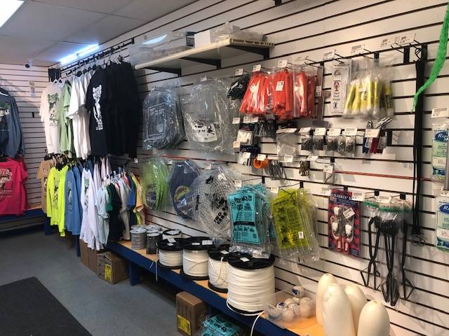 Masterbaiters Bait, Tackle, Live/Steamed Crabs | restaurant | 775 S Dupont Hwy, New Castle, DE 19720, USA | 3028342248 OR +1 302-834-2248