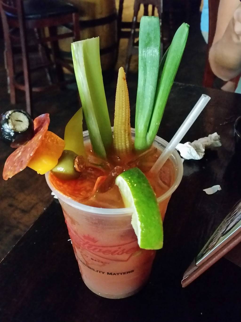 McCabes Irish Pub | restaurant | 302 Old Main St, Bradenton, FL 34205, USA | 9418963126 OR +1 941-896-3126