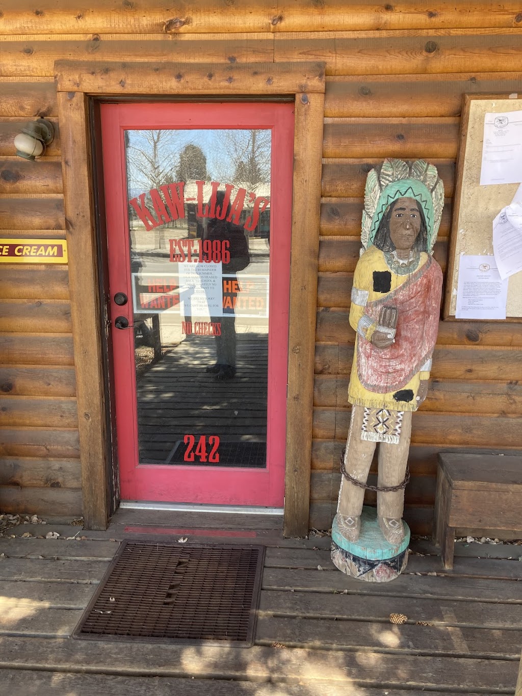 Kaw-Lijas | restaurant | 200-236 E Therma St, Eagle Nest, NM 87718, USA | 5753773424 OR +1 575-377-3424