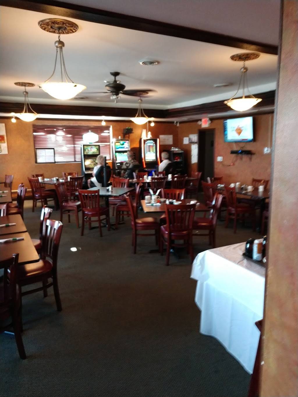 Harvest Restaurant | restaurant | 14449 W State Rd, Pecatonica, IL 61063, USA | 8152391119 OR +1 815-239-1119