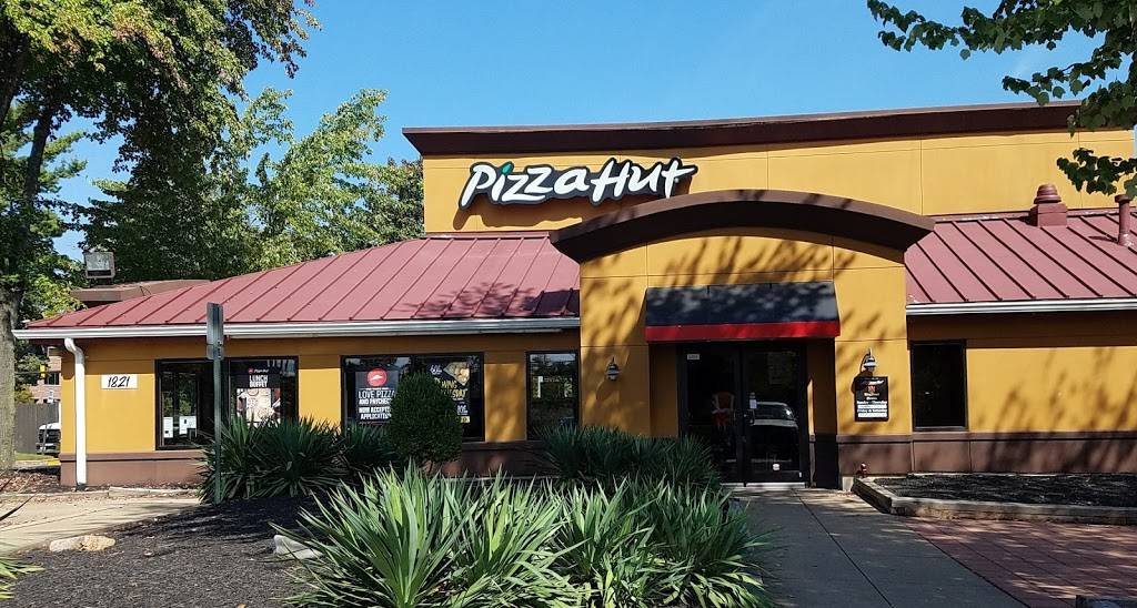 Pizza Hut | restaurant | 1821 Wiehle Ave, Reston, VA 20190, USA | 7034373703 OR +1 703-437-3703