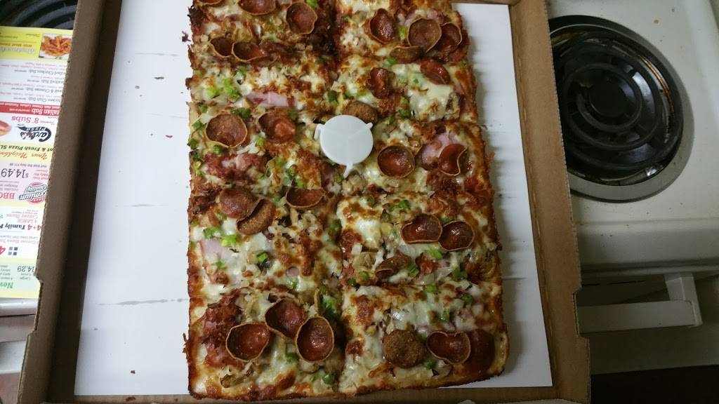 Carlos Pizza | meal takeaway | 28370 S River Rd, Harrison Charter Township, MI 48045, USA | 5864699900 OR +1 586-469-9900