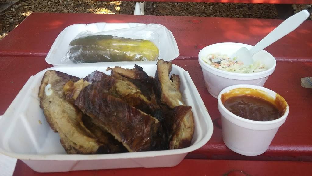 Elis Bar-B-Que | restaurant | 360 Skinner Blvd, Dunedin, FL 34698, USA | 7277384856 OR +1 727-738-4856
