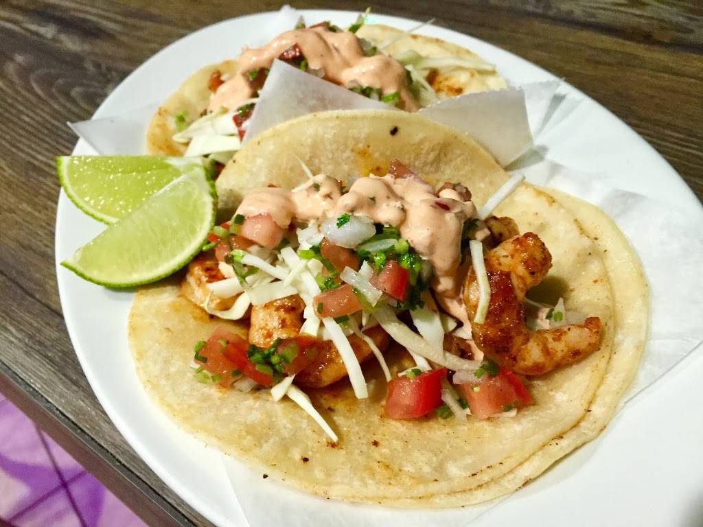 El Rincón Grill & Bar | restaurant | 4663 Metropolitan Ave, Ridgewood, NY 11385, USA | 3472278030 OR +1 347-227-8030