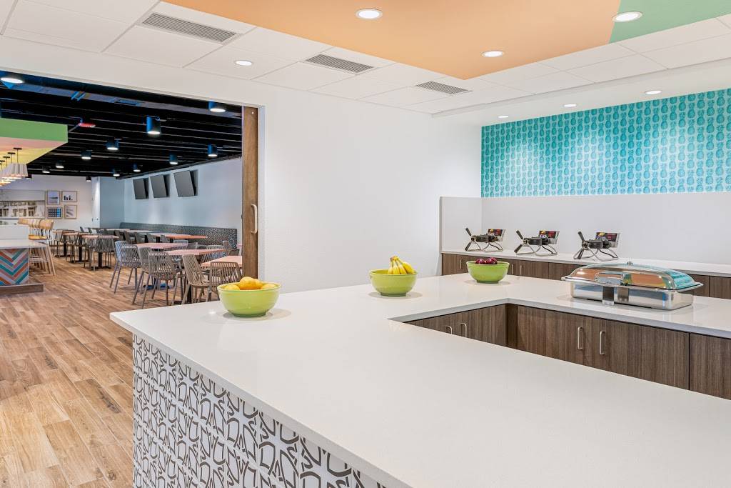 Beachside Hotel & Suites | night club | 3901 N Atlantic Ave, Cocoa Beach, FL 32931, USA | 3217832221 OR +1 321-783-2221