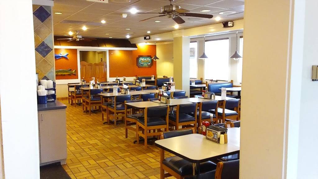 Captain Ds | restaurant | 7607 Staples Mill Rd, Richmond, VA 23228, USA | 8042624008 OR +1 804-262-4008