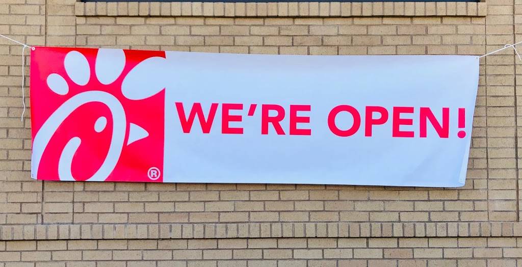 Chick-fil-A Crenshaw & Redondo Beach Blvd | restaurant | 16210 Crenshaw Blvd, Gardena, CA 90249, USA | 3102432910 OR +1 310-243-2910