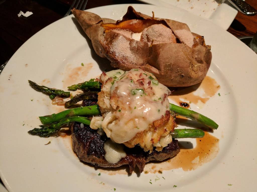 LongHorn Steakhouse | meal takeaway | 3 Restaurant Ct, Asheville, NC 28805, USA | 8282252838 OR +1 828-225-2838