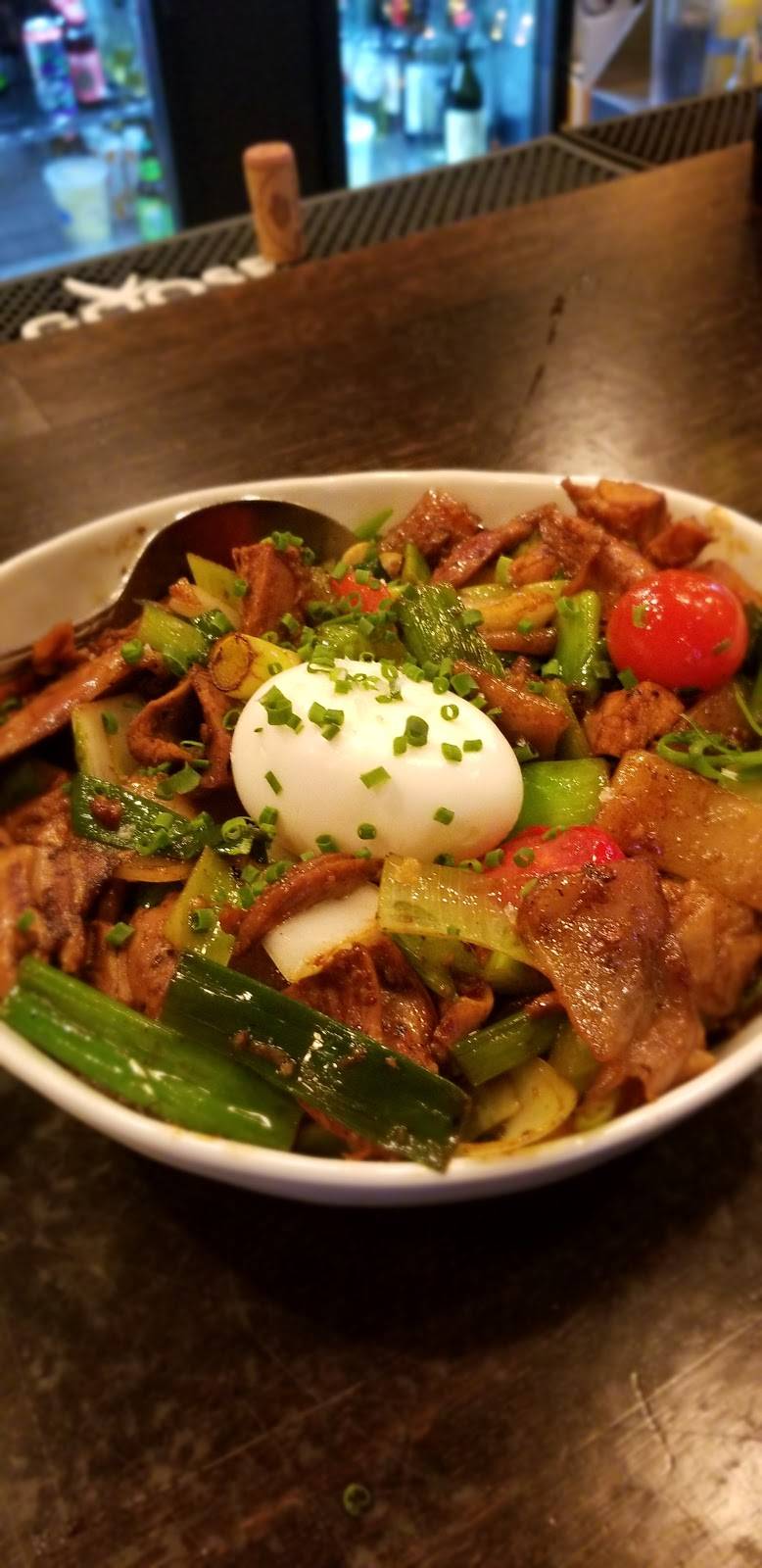 DanDan | restaurant | 360 E Erie St, Milwaukee, WI 53202, USA | 4144888036 OR +1 414-488-8036