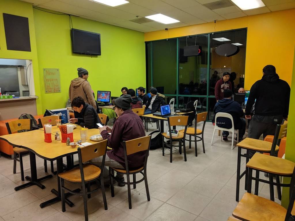 Fusion Cafe & Fruits | restaurant | 900 Loughborough Dr, Merced, CA 95348, USA | 2093254979 OR +1 209-325-4979