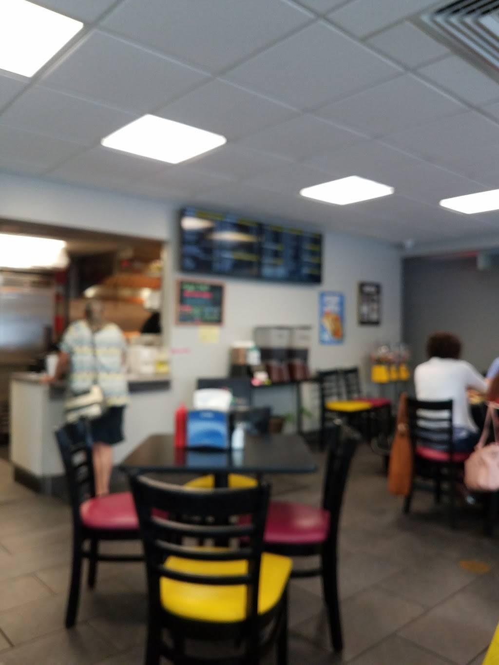 The Clock On Cedar Lane | restaurant | 1822 Cedar Lane Rd, Greenville, SC 29617, USA | 8645580531 OR +1 864-558-0531