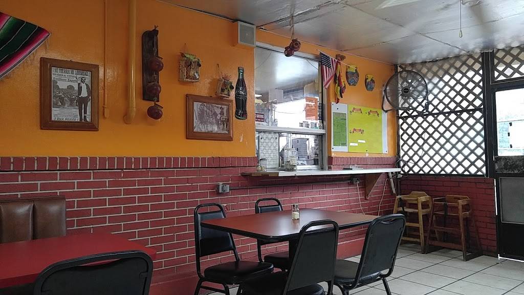 El Taco Amigo | restaurant | 201 W New York Ave, DeLand, FL 32720, USA | 3867340735 OR +1 386-734-0735
