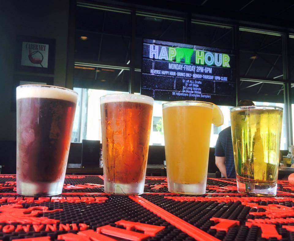 Saints Pub + Patio Lenexa City Center | restaurant | 16804 W 89th St, Lenexa, KS 66219, USA | 9138273583 OR +1 913-827-3583