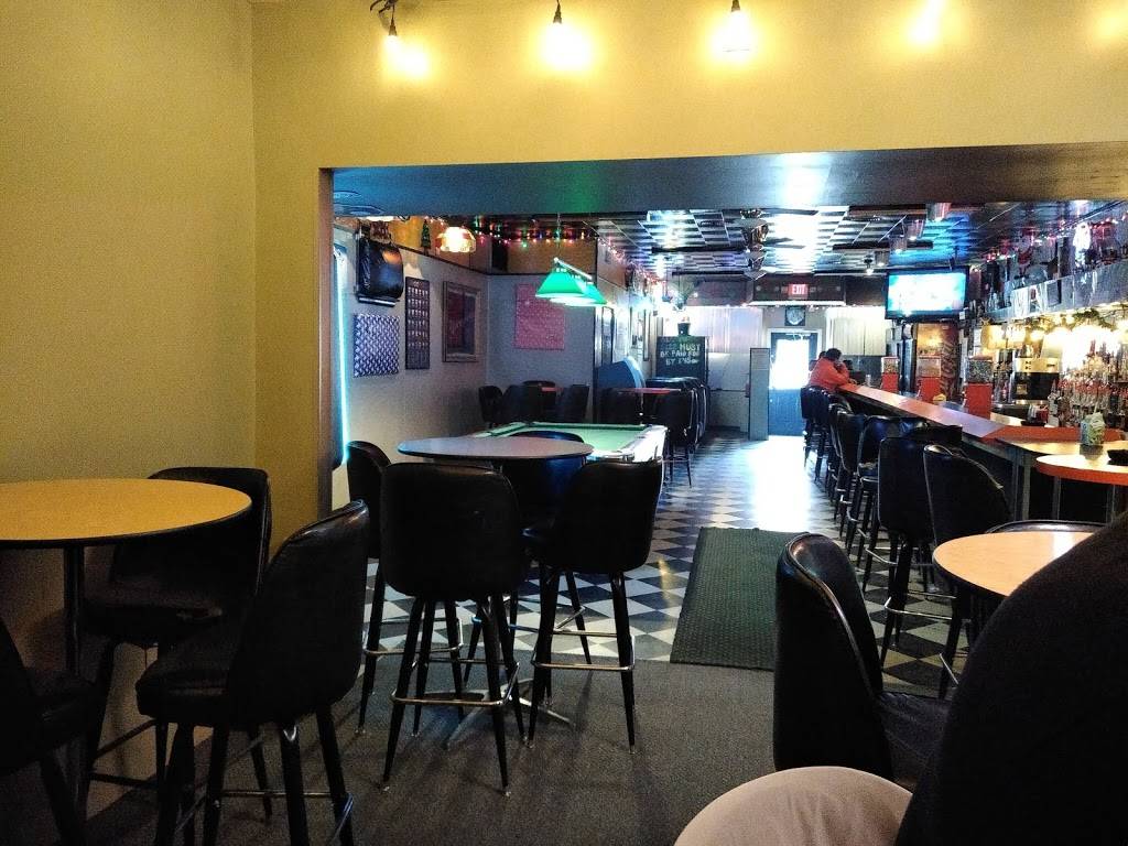 Carols Cafe | restaurant | 840 Monongahela Ave, Glassport, PA 15045, USA | 4126789058 OR +1 412-678-9058