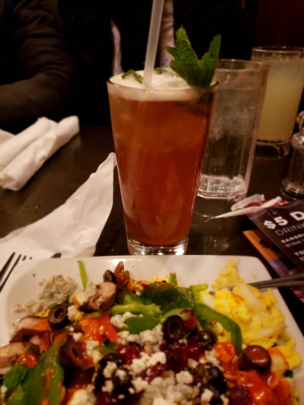 Ruby Tuesday | restaurant | 1003 Edwards Ferry Rd NE, Leesburg, VA 20176, USA | 7037714008 OR +1 703-771-4008