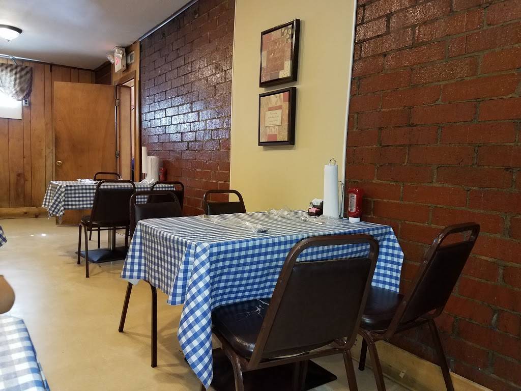 Nicks Family Restaurant | restaurant | 1916 Sherwood Rd, Kingsport, TN 37664, USA | 4232478601 OR +1 423-247-8601