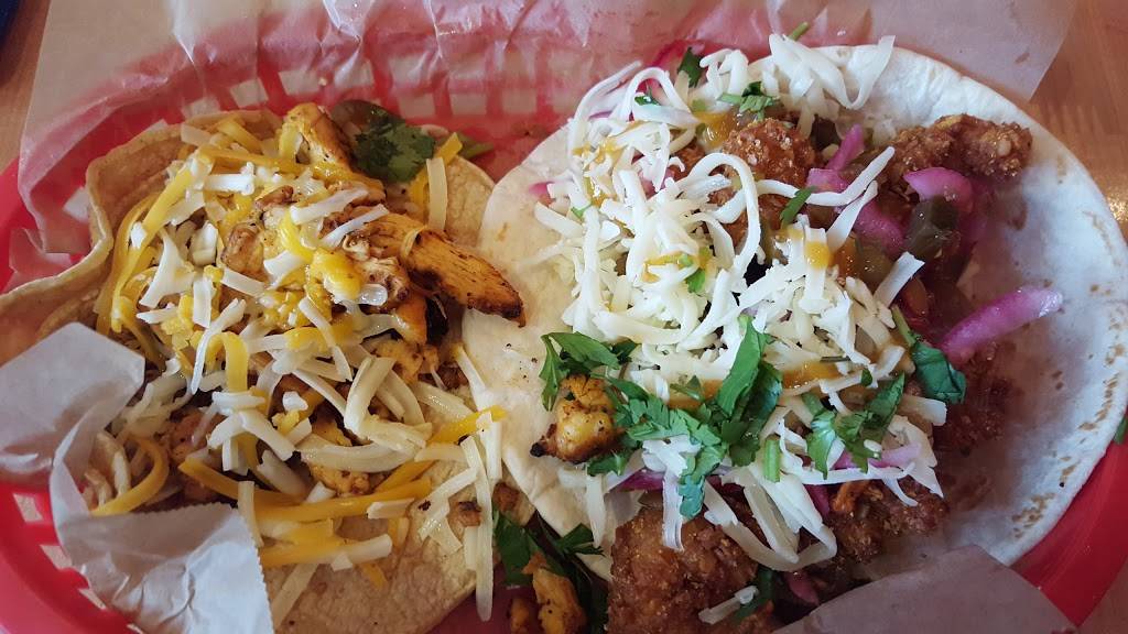 Torchys Tacos | restaurant | 4000 Five Points Blvd, E Interstate 20 Suite 141, Arlington, TX 76018, USA | 8174667331 OR +1 817-466-7331