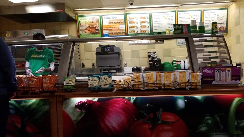 Subway | restaurant | 1657 A E 6th St, Beaumont, CA 92223, USA | 9518452070 OR +1 951-845-2070