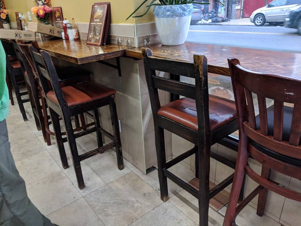 Mama Lupe | restaurant | 42-19 102nd St, Corona, NY 11368, USA | 7186391495 OR +1 718-639-1495