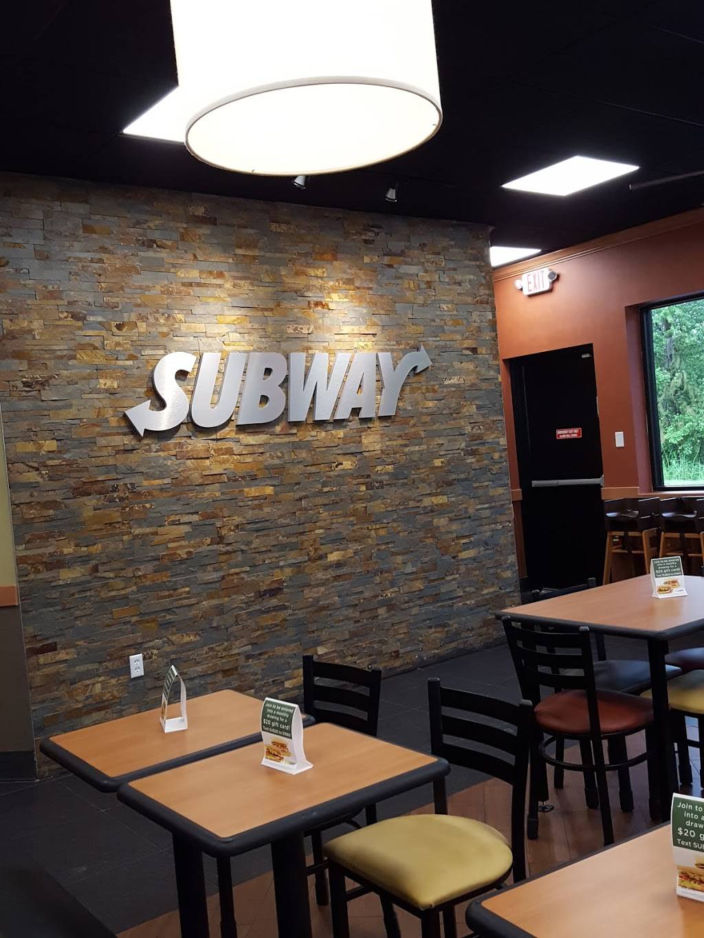 Subway Restaurants | restaurant | 214 E Canal St, Mulberry, FL 33860, USA | 8639435917 OR +1 863-943-5917