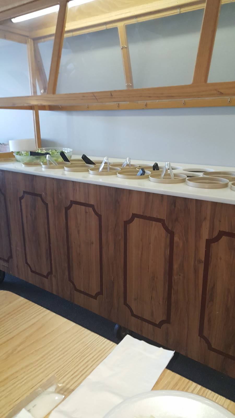 Mazerellas Upper Crust Pizza | restaurant | 949 S Indiana Ave, Sellersburg, IN 47172, USA | 8122487000 OR +1 812-248-7000