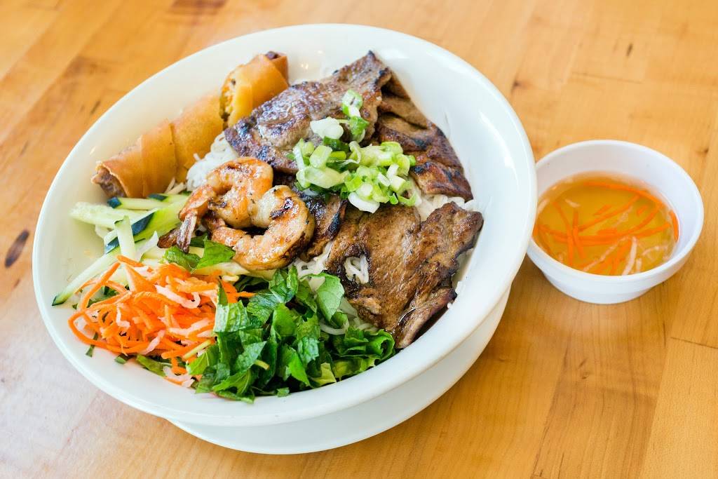 Le Pho Vietnamese Restaurant | restaurant | 2501 San Pablo Ave, Berkeley, CA 94702, USA | 5102805783 OR +1 510-280-5783