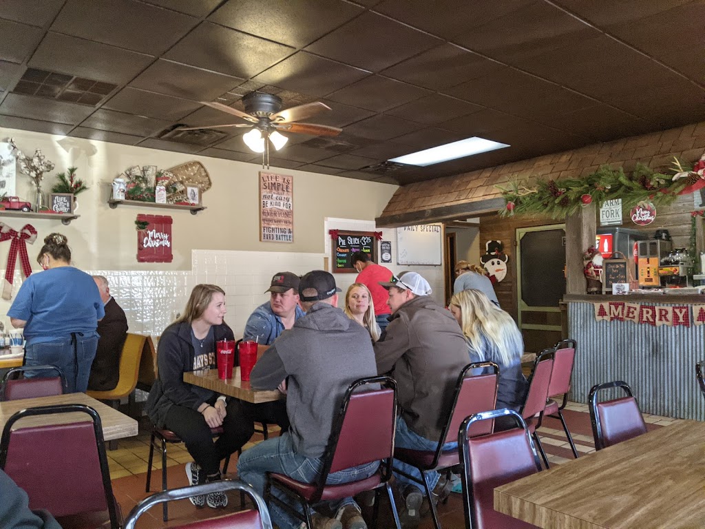 Tom’s Kountry Kitchen | restaurant | US-50, Kinsley, KS 67547, USA | 6206593299 OR +1 620-659-3299