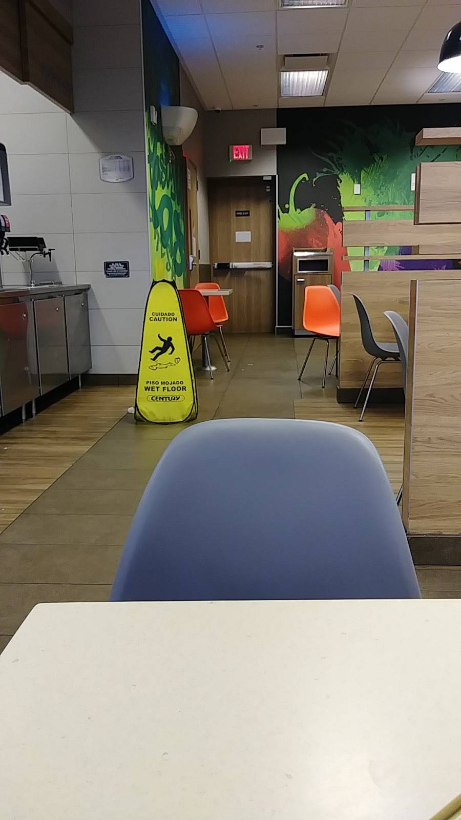 McDonalds | cafe | 1800 N Perris Blvd, Perris, CA 92571, USA | 9516572147 OR +1 951-657-2147