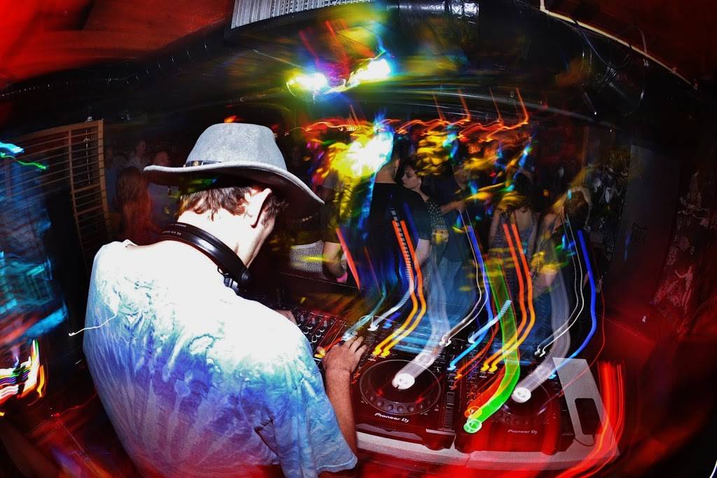 L8 Night Flights | night club | 260 1st Ave S, St. Petersburg, FL 33701, USA | 7273000281 OR +1 727-300-0281