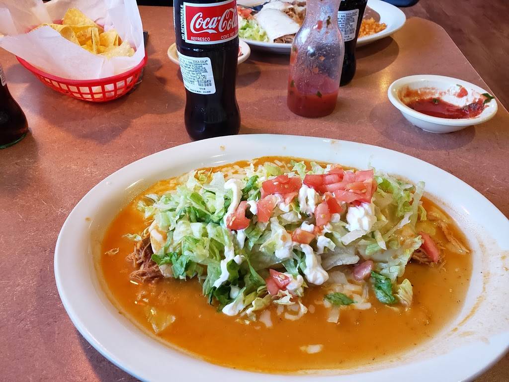 Chicken n Salsa | restaurant | 122 N Weinbach Ave, Evansville, IN 47711, USA | 8123033004 OR +1 812-303-3004