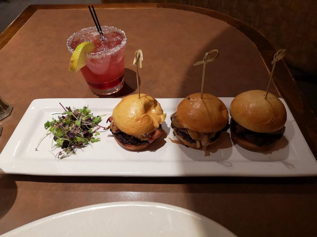 City Grill | restaurant | 203 Jefferson St, Wausau, WI 54403, USA | 7158482900 OR +1 715-848-2900