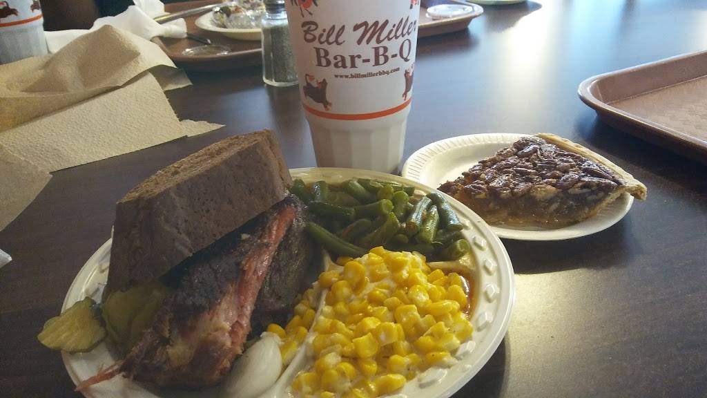 Bill Miller Bar-B-Q | restaurant | 135 S WW White Rd, San Antonio, TX 78219, USA | 2103334830 OR +1 210-333-4830
