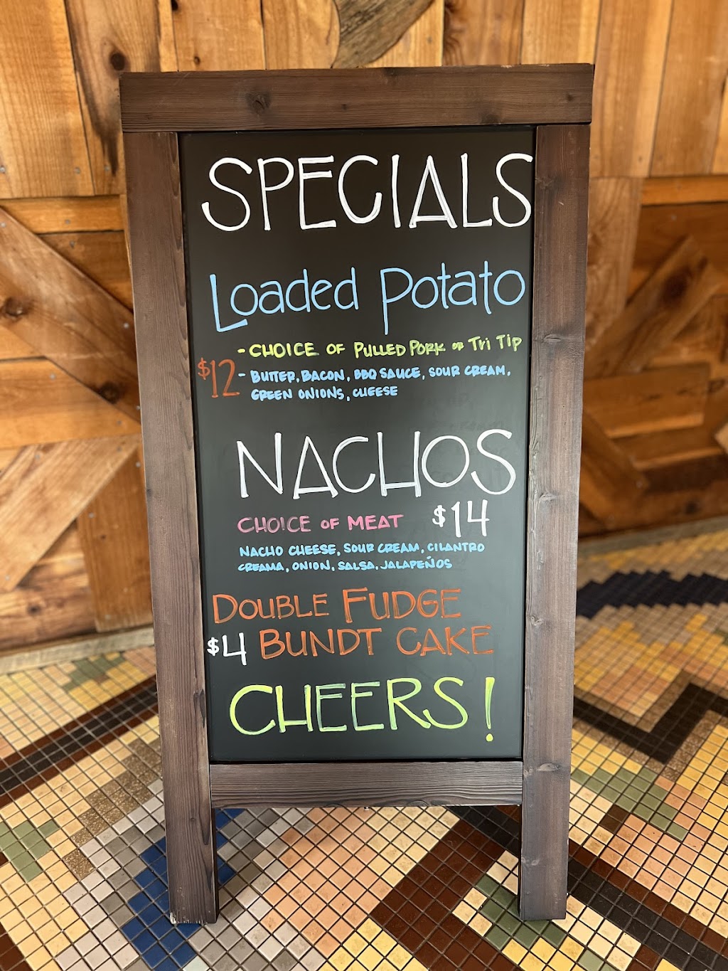 Willow Line taproom | restaurant | 330 Terwer Riffle Rd, Klamath, CA 95548, USA | 7079548350 OR +1 707-954-8350