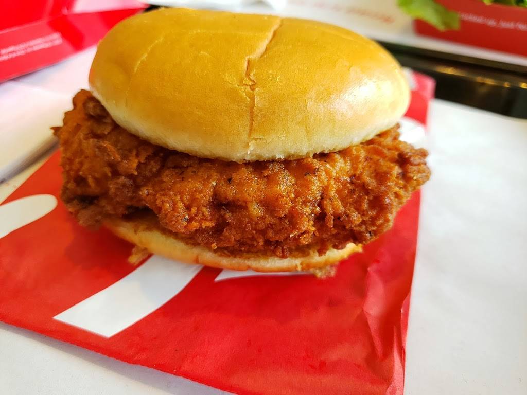 Chick-fil-A | restaurant | 375 Washington St, Woburn, MA 01801, USA | 7819393177 OR +1 781-939-3177