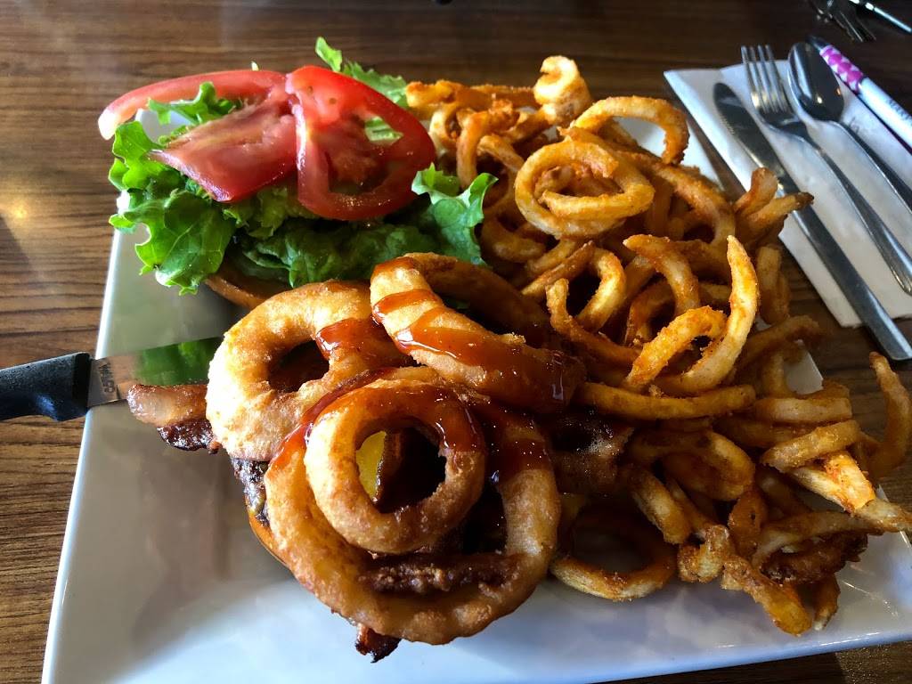 Toasted Bun | restaurant | 14445 Sherman Way, Van Nuys, CA 91405, USA | 8184538557 OR +1 818-453-8557