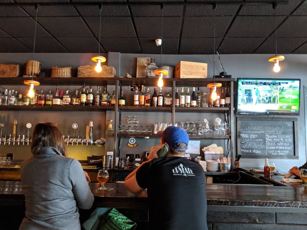 Prison City Pub and Brewery | restaurant | 28 State St, Auburn, NY 13021, USA | 3156041277 OR +1 315-604-1277