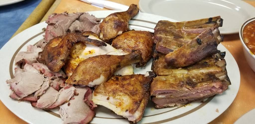 Diannes Old Time Barbeque | restaurant | 6707 SE Hwy 301, Hawthorne, FL 32640, USA | 3524813305 OR +1 352-481-3305