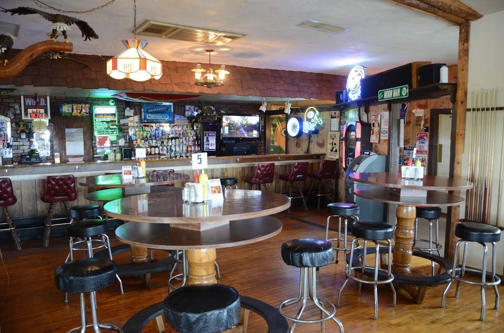 Winklers Westward Ho | restaurant | 4905 County Hwy S, Oshkosh, WI 54904, USA | 9202332511 OR +1 920-233-2511