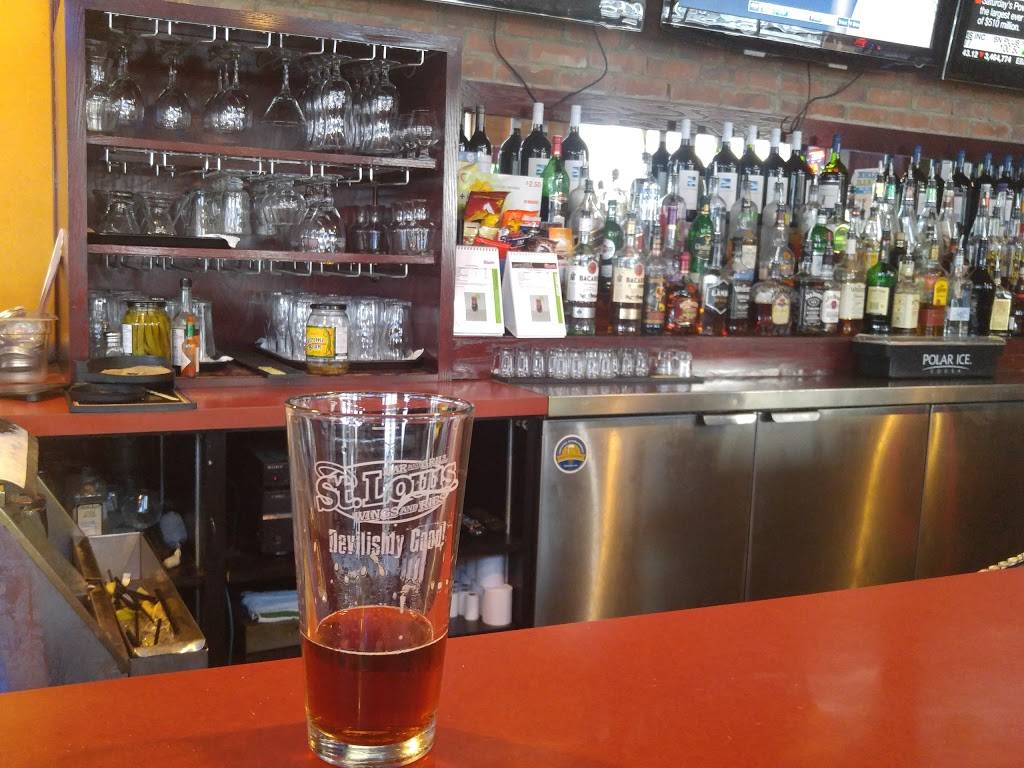 St. Louis Bar & Grill | restaurant | 10620 Yonge St Unit 16, Richmond Hill, ON L4C 3C8, Canada | 9057800183 OR +1 905-780-0183